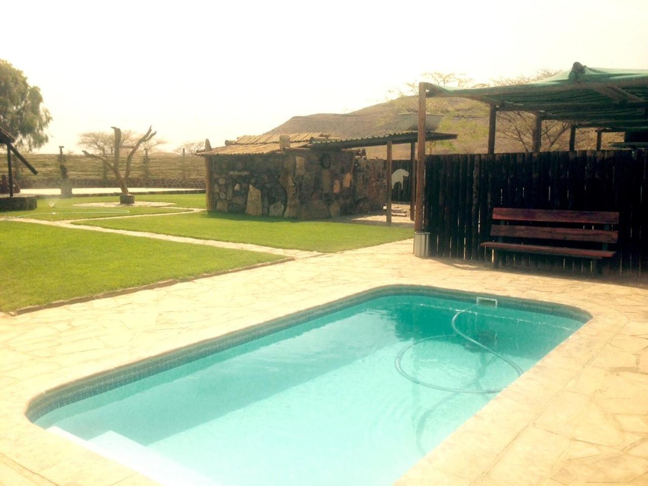 ססריאם Tsauchab River Camp מראה חיצוני תמונה