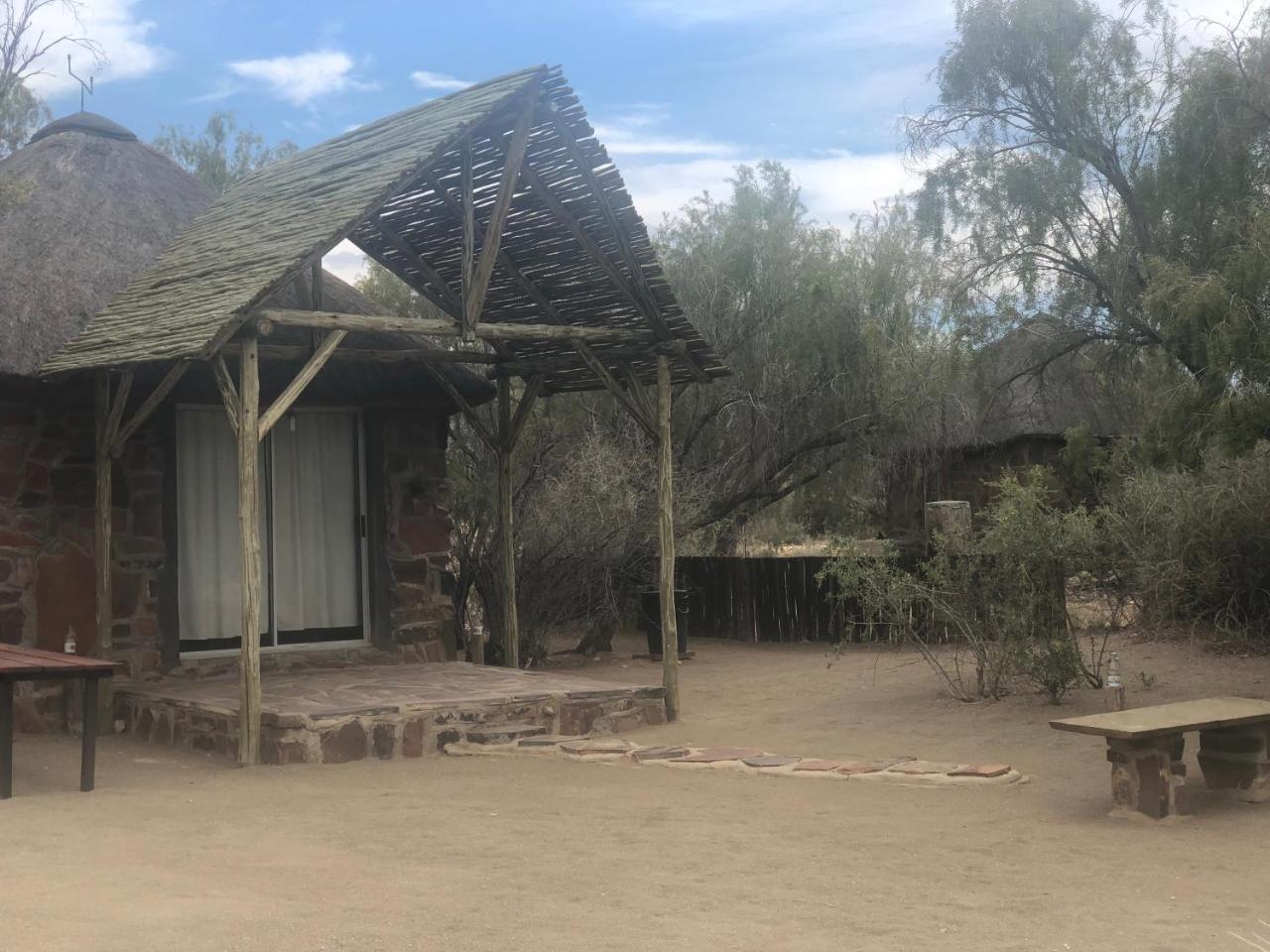 ססריאם Tsauchab River Camp מראה חיצוני תמונה